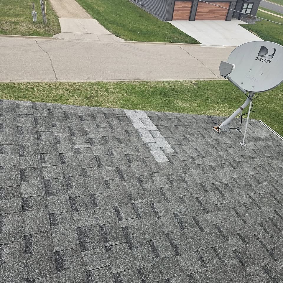 Roof edge